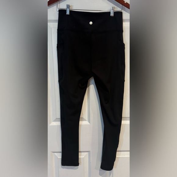 Black High-Waisted Leggings - Picture 6 of 6